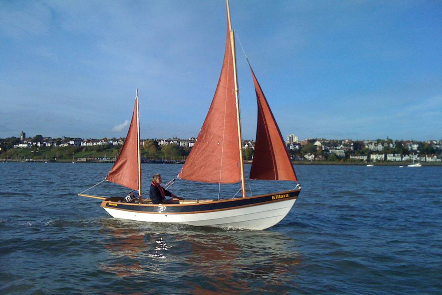 Drascombe lugger